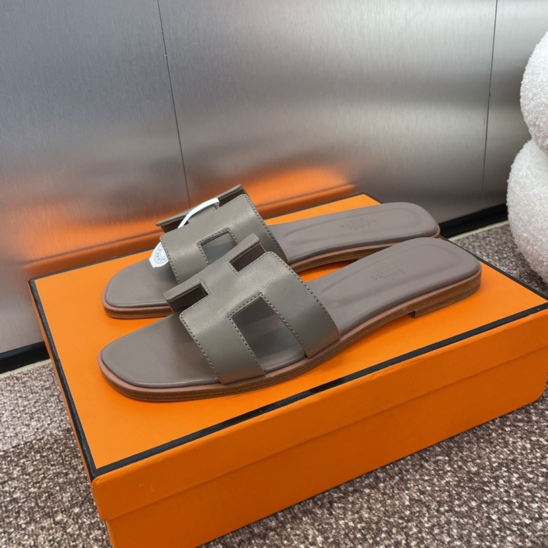 Hermes Slippers